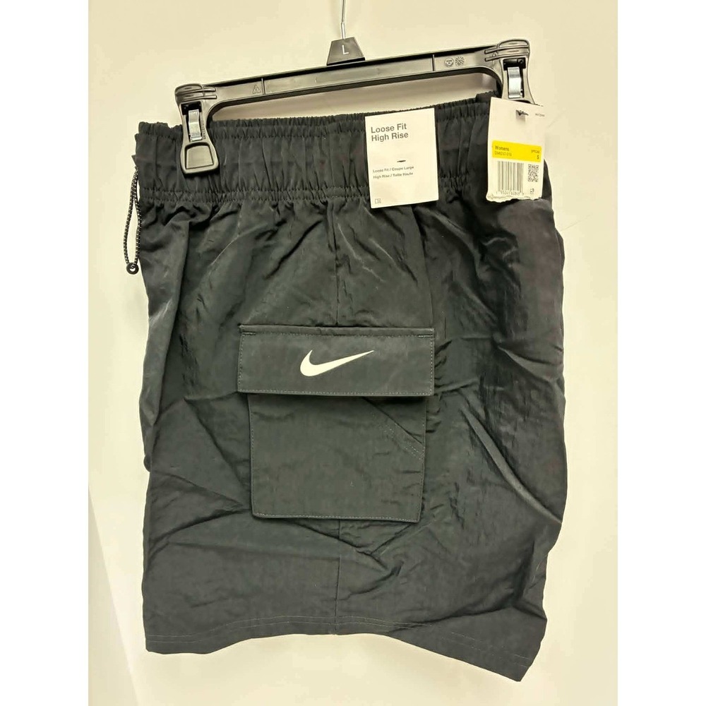Nike Womens Sportswear Essential‎ Loose Fit Cargo Shorts Black Small